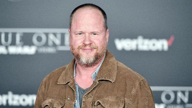 Sutradara Joss Whedon membantah tudingan mengancam Gal Gadot berlaku tak menyenangkan kepada Ray Fisher saat syuting ulang Justice League.