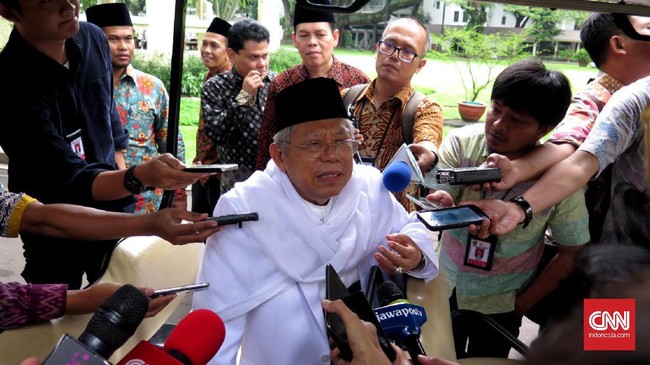 Menurut Ma'ruf Amin, yang dibutuhkan sekarang adalah pendekatan untuk menyatukan bangsa, bukan aksi yang justru memperkeruh keadaan.