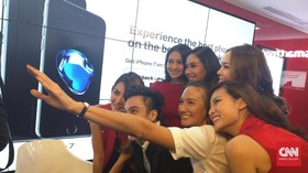Riuh 'Pendaratan' Perdana iPhone 7 di Indonesia