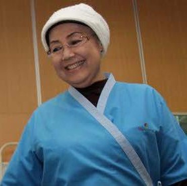 Nani Wijaya Dilarikan ke RS Usai Sesak Napas, Ternyata Ini Awal Penyebabnya