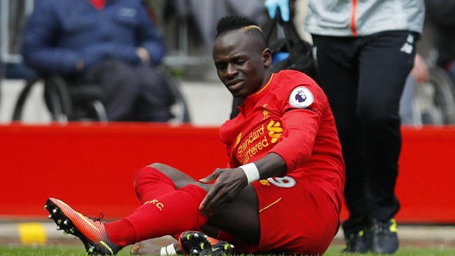 Manajer Liverpool Juergen Klopp memperkirakan Sadio Mane tidak bisa tampil membela timnya saat menghadapi AFC Bournemouth, Rabu (5/4).