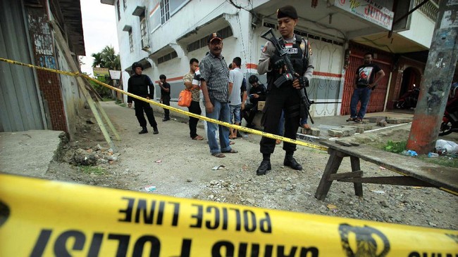 Kabid Humas Polda Kepri, Kombes Harry Goldenhardt membenarkan adanya suara ledakan di kawasan Batu Aji. Ia memastikan suara itu bukan berasal dari ledakan bom.