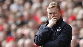 Everton Resmi Pecat Ronald Koeman