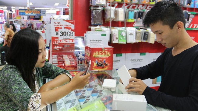Pengguna layanan data Telkomsel di Provinsi Banten saat ini mencapai kenaikan hingga 11 persen dibandingkan sebelumnya.