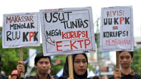 Anas Tantang PPATK Bongkar Aliran Uang e-KTP