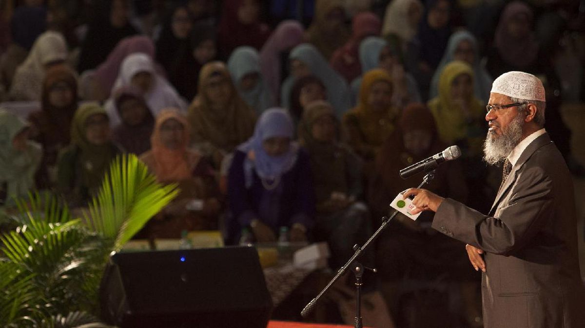 Zakir Naik Dipastikan Tetap Ceramah di Malang Meski Ada Penolakan