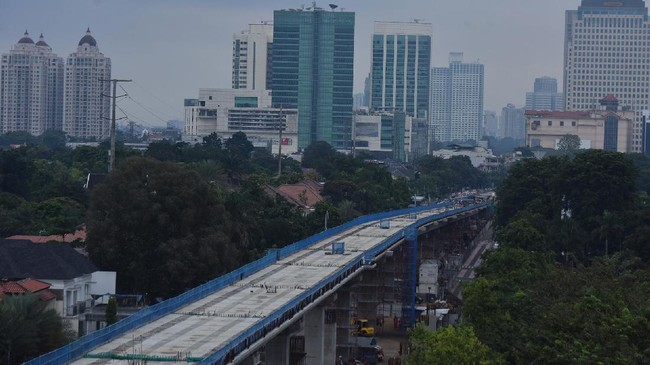 Pemindahan ibu kota negara bukan hal murah. Dari sisi biaya, diproyeksikan merogoh kocek sedikitnya Rp1.000 triliun.