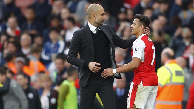 Arsene Wenger membantah rumor kepindahan yang melingkari bintang Arsenal, Alexis Sanchez, ke sejumlah klub besar pada musim depan.