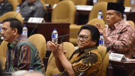 Oesman Sapta: Tak ada UU yang Larang Rangkap Jabatan