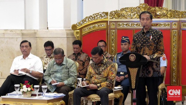 Presiden Jokowi melihat ada kemungkinan pertumbuhan ekonomi tahun ini menembus 5,6 persen melalui efisiensi anggaran, dan memperbesar arus investasi.