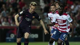 Bintang Barcelona Tertangkap Kamera 'Bully' Lawan