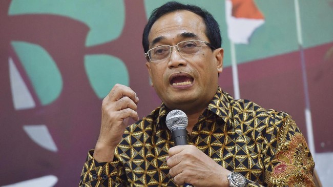 Dalam waktu enam bulan ke depan, Kemenhub akan mengevaluasi PM Nomor 26 tahun 2017 jika ada keberatan dari pelaku usaha dan masyarakat.