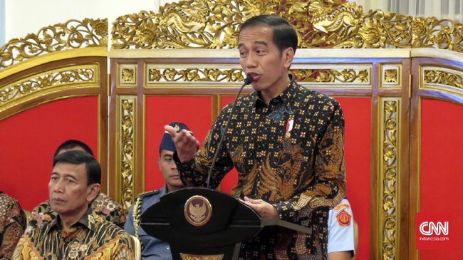 Jokowi berpendapat, keberanian menjemput langsung pembeli sangat diperlukan karena ia yakin masa depan Indonesia berada di industri kerajinan.