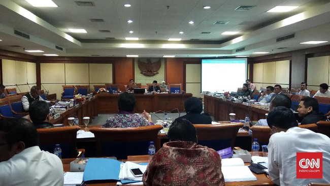 Institute for Criminal Justice Reform (ICJR) menilai banyak persoalan yang harus diselesaikan dalam RUU Antiterorisme agar tidak mencederai kebebasan sipil.