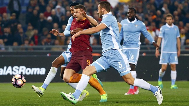 Para pencinta sepak bola akan disuguhkan setidaknya empat laga derby sarat gengsi yang tersaji di liga-liga Eropa akhir pekan ini.