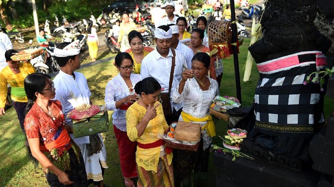 Merayakan Kemenangan Kebaikan saat Galungan