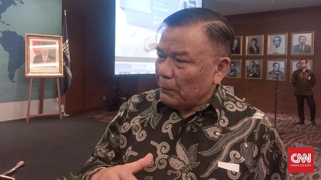 Gabungan Industri Minyak Nabati Indonesia (GIMNI) berharap KPPU menunda pemanggilan terhadap 27 perusahaan minyak goreng yang diduga melakukan kartel.