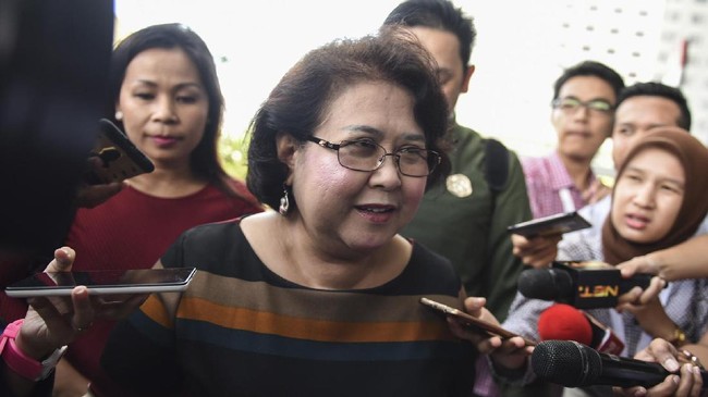 Elza Syarief mengatakan Miryam S. Haryani pernah bercerita kepadanya soal adanya tekanan hingga ancaman dari kalangan anggota DPR RI selama menjalani sidang.