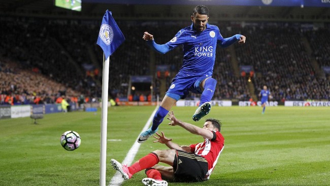 Leicester City melanjutkan tren positif di bawah Craig Shakespeare. Kali ini kemenangan kelima beruntun di Liga Inggris diperoleh atas juru kunci, Sunderland.