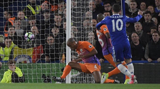 Chelsea berhasil unggul atas tim tamu yang bernama Manchester City pada babak pertama laga liga Inggris di Stamford Bridge, London, Rabu (5/4).