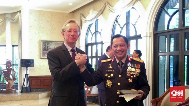 Kapolri Tito Karnavian menyebut dibutuhkan kerjasama komunitas internasional, terutama AS dan Rusia untuk bersama-sama memerangi ISIS.