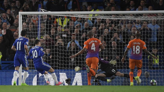 Dengan kondisi yang ada di papan klasemen saat ini, Chelsea hanya butuh 18 poin untuk mengunci gelar Liga Inggris musim ini.