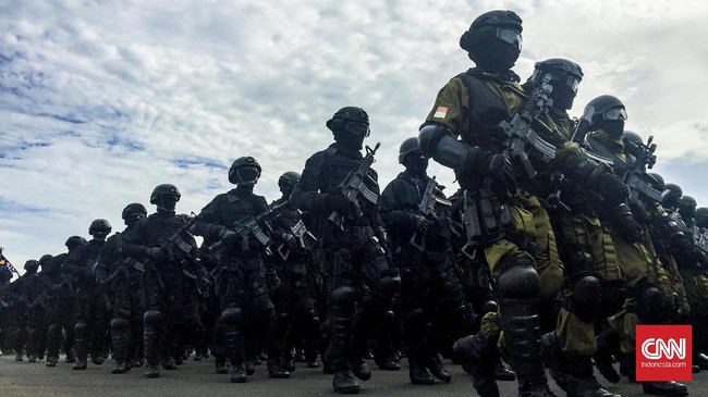 Selain personel, TNI AU juga akan memarkan sejumlah armada tempur mereka, dari mulai helikopter super puma hingga jet tempur sukhoi.