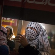 Mengenal Kufiya, Scarf Bersejarah yang Jadi Saksi Bisu Perjuangan Palestina