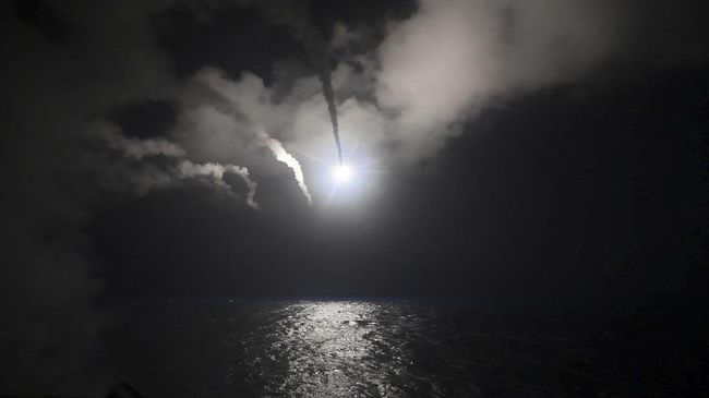 Israel Diduga Serang Dua Pangkalan Udara Suriah