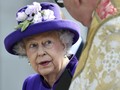 Ratu Elizabeth Simpan Dua iPod di Istana