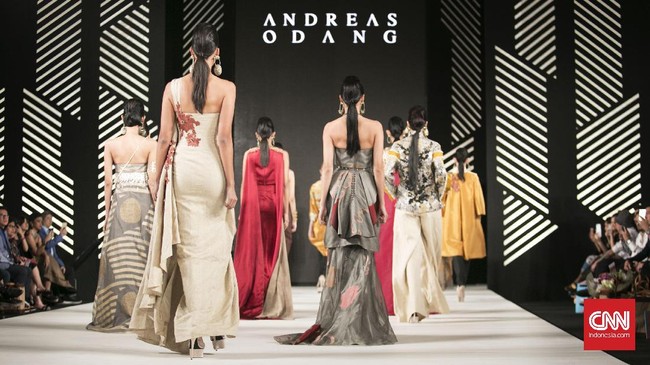 Scarlet Bikin 'Panas' Pembukaan Fashion Nation 2017