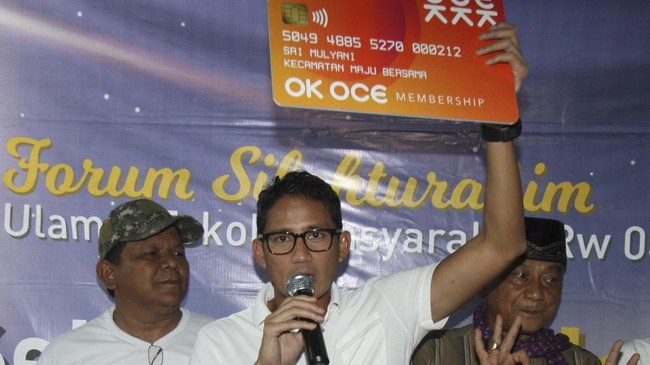 Program OK OCE, menurut Wagub DKI Sandiaga Uno, tidak memberikan bantuan modal, namun hanya menjembatani UKM dengan perbankan.