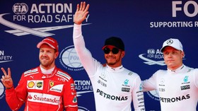 Hamilton Kalahkan Vettel untuk Raih Pole GP China