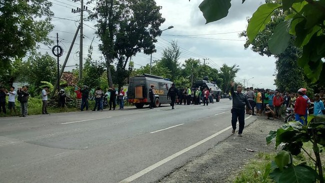 Keenam pelaku penyerangan polisi di Jenu, Tuban, Jawa Timur, dipastikan polisi sebagai jaringan teroris dari kelompok Jamaah Ansaru Daulah (JAD).