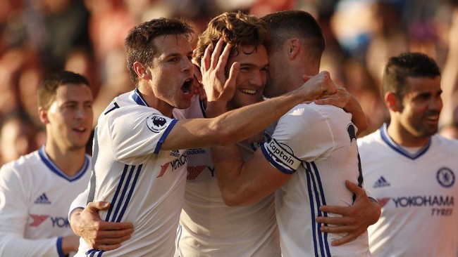 Chelsea kembali memperlebar jarak dengan Tottenham Hotspur setelah mereka menang dengan skor 3-1 atas tuan rumah AFC Bournemouth.