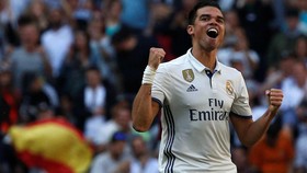 Pepe Ajak Ronaldo Bermain di Besiktas