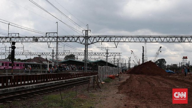 PT Waskita Karya saat ini mengincar proyek kereta di Filipina. Mereka menggandeng PT KAI dan PT INKA untuk mendapatkan proyek tersebut.