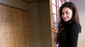 Ariel Tatum Wakili Perempuan Indonesia di Paris Fashion Week
