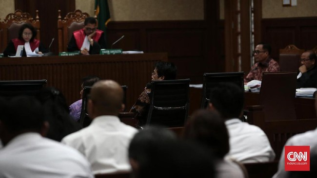 Ketidaktahuan tim teknis proyek e-KTP soal penyusunan harga perkiraan sendiri (HPS) bertentangan dengan Surat Keputusan Kementerian Dalam Negeri. 