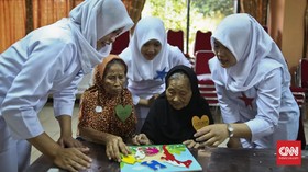 Pemprov Anggarkan Rp291 M 'Uang Bulanan' Lansia di Jakarta