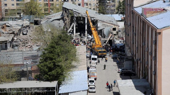 Mendagri Turki Suleyman Soylu menyebut ledakan yang terjadi dekat markas polisi di Diyarbakir disebabkan kecelakaan dan  tidak ada intervensi eksternal.