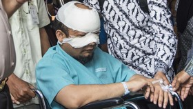 Novel Akan Jalani Operasi Mata Kedua