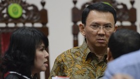 Perang Opini Netizen Jelang Putusan Pengadilan Ahok