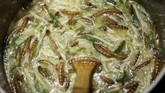 Antusiasme Warga Jepang Santap Ramen Cacing Tren makan serangga makin menjamur. Kini giliran Jepang yang memopulerkan sajian serangga, termasuk cacing. Mereka bahkan juga mencampur serangga dengan ramen.