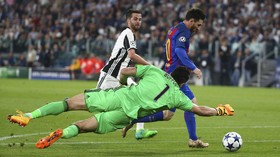 FOTO: Juventus Paksa Barcelona Bertekuk Lutut