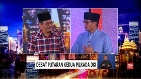 Djarot dan Sandi Saling Pamer Pengalaman