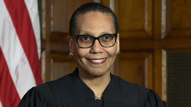 Sheila Abdus-Salaam, hakim perempuan Muslim kulit hitam pertama di AS, ditemukan tewas di sungai Hudson, New York, setelah sebelumnya dilaporkan hilang.