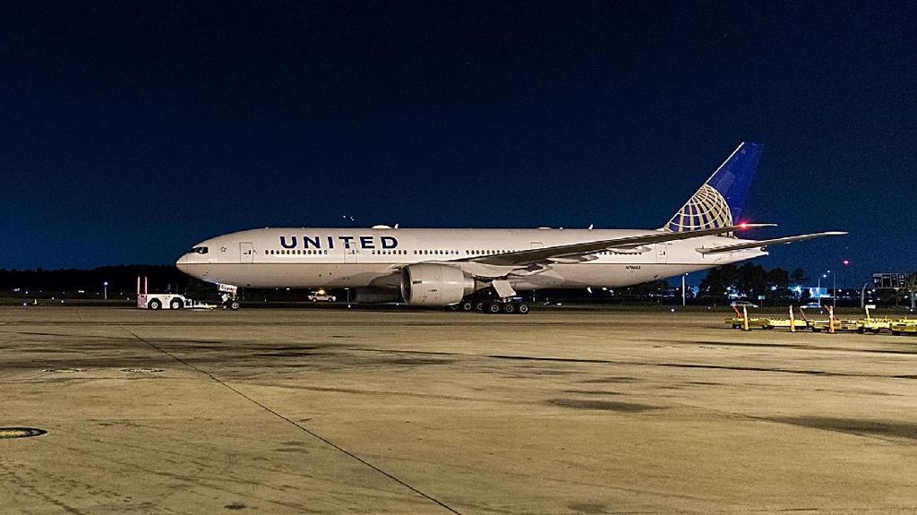 Insiden Roda Depan Pesawat Lepas Saat Mendarat Gegerkan Bandara AS