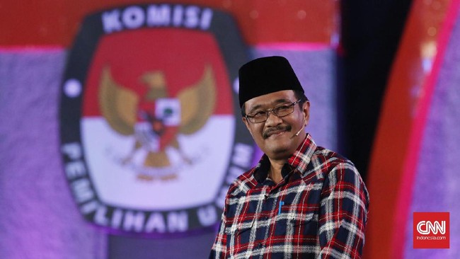 Usai diusir dari Masjid Jami Al'Atiq, Tebet, Djarot pergi ke Ciracas untuk mengikuti acara Jakarta Berselawat yang dihadiri ratusan ibu-ibu pengajian.