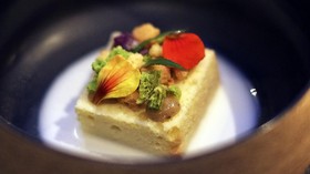 Petualangan Kuliner 'Mendebarkan' dan Penuh Misteri di Bali